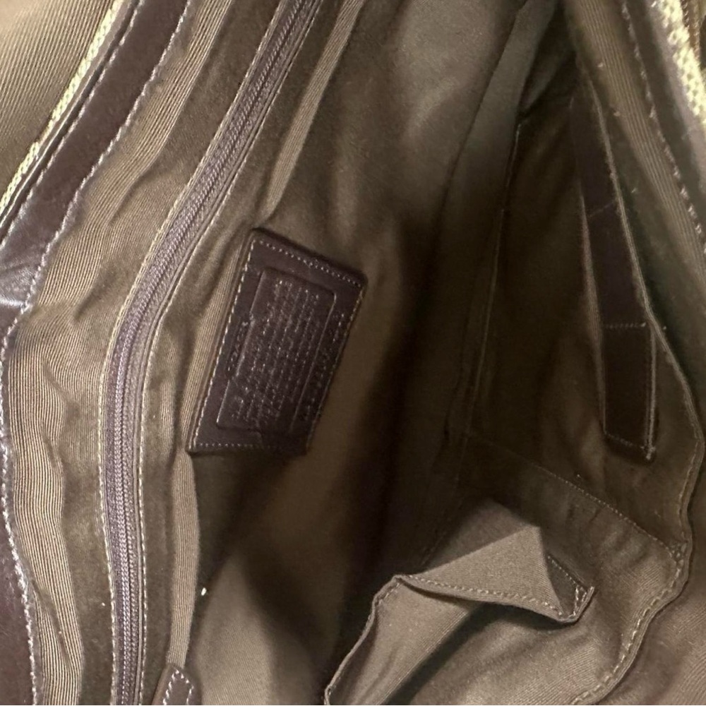 Coach Brown Signature Canvas Messenger Bag with Tan Leather Trim - Picture 5 of 6